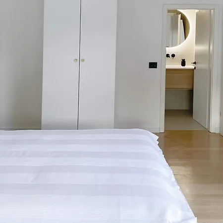 Dionas ロヴィンスコ・セロ